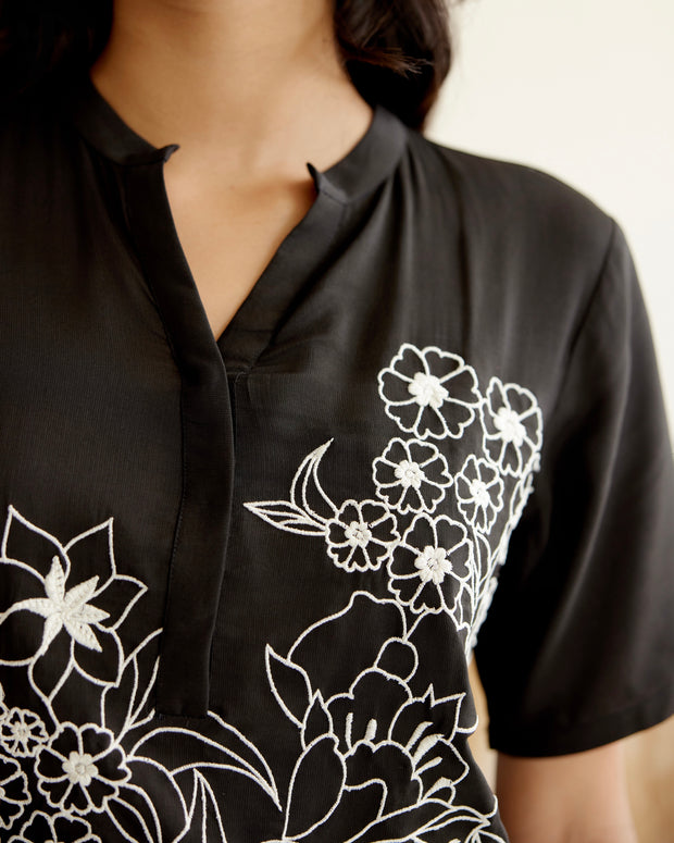 Noir Flora Top